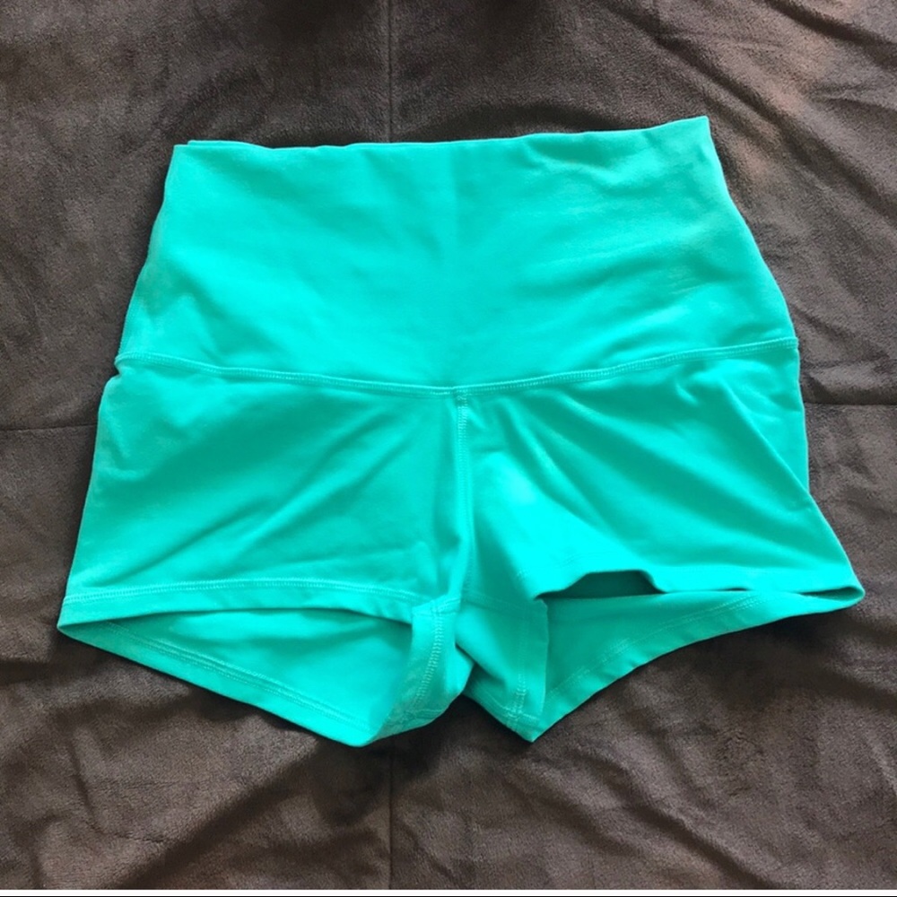 Lululemon shorts high rise 6